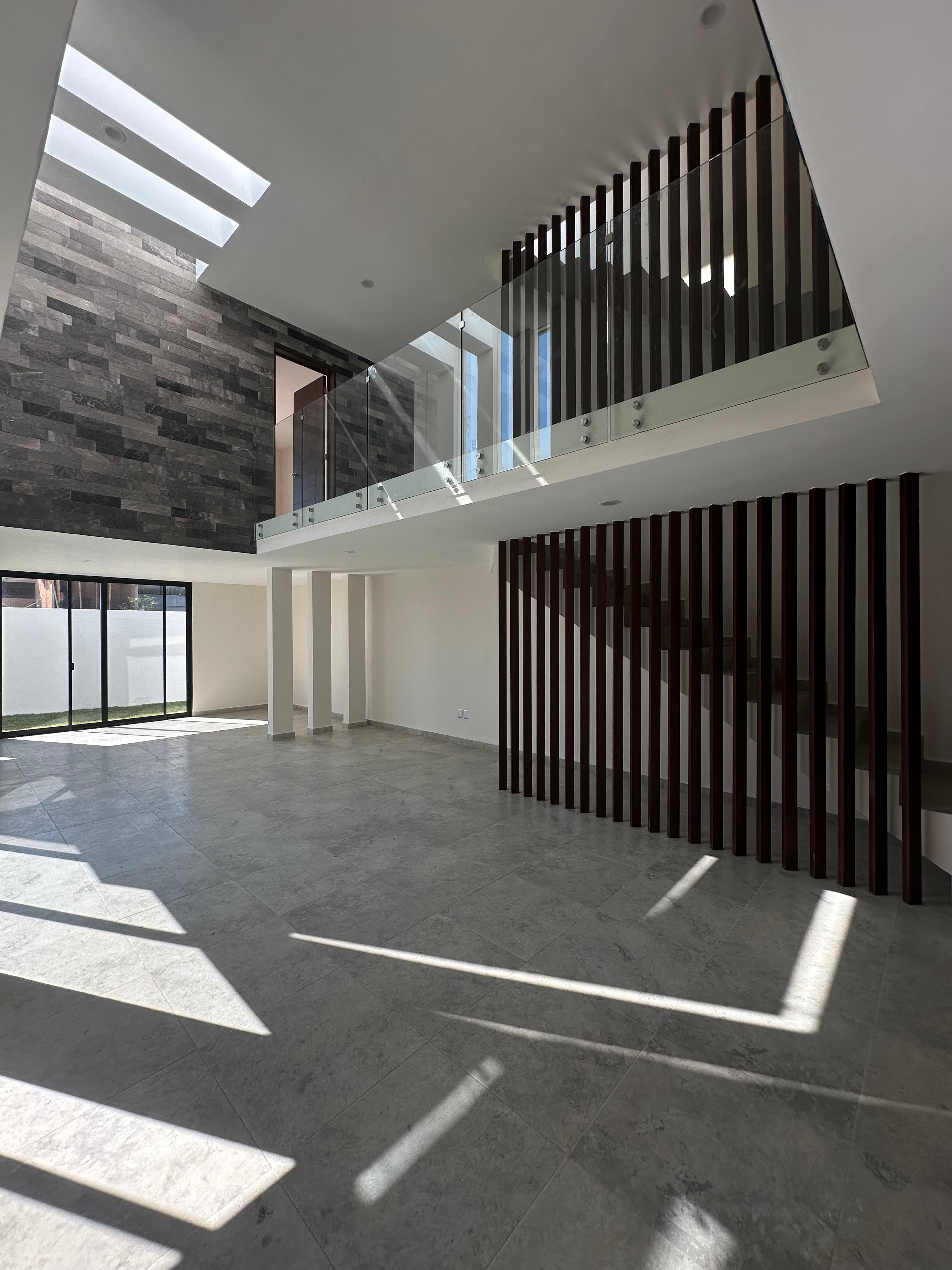 Interior doblr altura en Magallanes 137; ubicada en San Angel V, San Luis Potosí; construida por Edificaciones Montecastillo